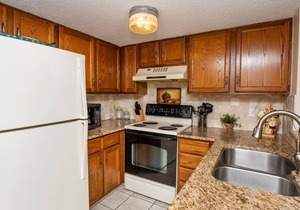 Oceanfront Vacation Rental Balcony, Pools & Steps to Beach