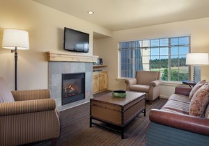 OFFICIAL LISTING | Worldmark Running Y 2BR w/Balcony, Indoor Resort Pool & Golf