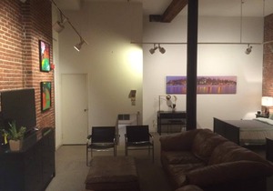 Old City - Spacious Bii-Level Loft