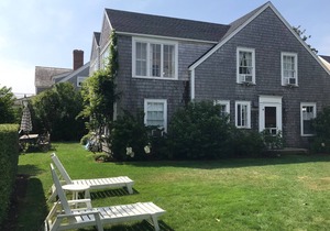 ON Sconset bluff-private beach access-bike or walk to village