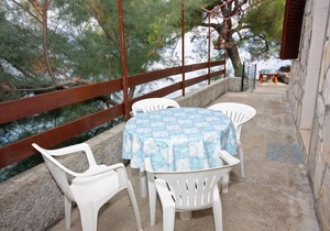 One bedroom apartment near beach Cove Pobij (Hvar) (A-5712-c)