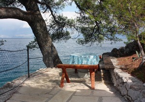 One bedroom apartment near beach Cove Pobij (Hvar) (A-5712-c)
