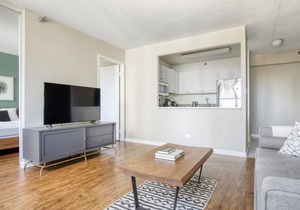 Open River North 1BR w/Gym, W/D, near Magnificent Mile, by Blueground