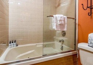 Outpost: Clark's Knoll 353 - Walk to Town Square