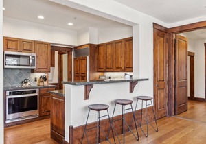 Outpost: Grand View 3230 - Air Conditioning!