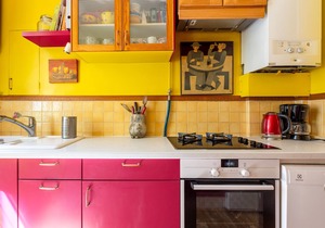 Painting the Streets of Pigalle, by Veeve