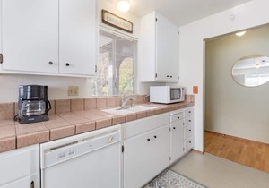 Palisades Cottage -Dog Friendly