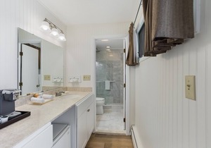 Palmer House Resort - Deluxe Two Double Beds 5