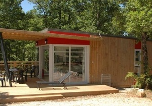 PANORAMIC CHALET with View 2 in Saint-Cirq-Lapopie