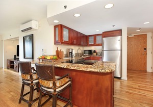 Panoramic Ocean Views Remodel - FREE Parking/Wi-Fi, AC, Washlet, Sleeps 6