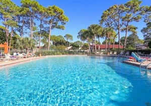 Paradise found! Heated Pool, Tennis Courts, Jacuzzi, Close to Siesta Key Beach