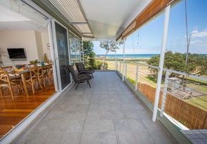 Paradise on Ocean Ave, 57A Ocean Avenue