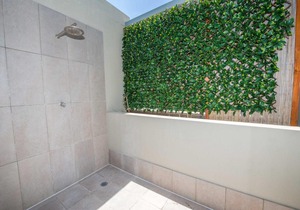 Paradise on Ocean Ave, 57A Ocean Avenue