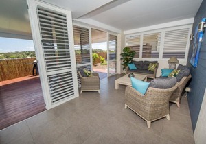 Paradise on Ocean Ave, 57A Ocean Avenue