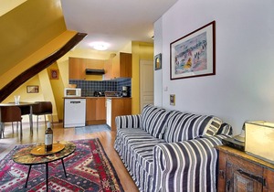 Parisian Home | S03360 | Studio |Marais - Bastille