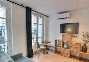 Parisian Home|S18922|Studio|Montmartre - Pigalle