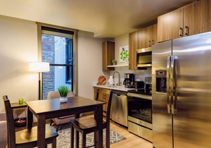 Peaceful 1 Bed Travel Apartment with High Speed WiFi