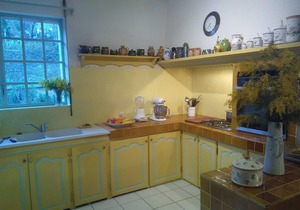 Peaceful 1930s villa just a stone's throw from the sea