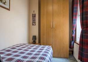 Peaceful-Honeysuckle Scottish Cottage with Hot Tub