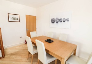 Penthouse 18, West End Point