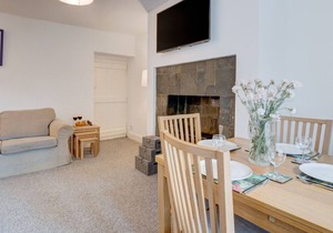 Peregrine - Three Bedroom House, Sleeps 5