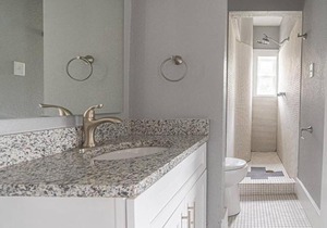 Perfect 1 Bedroom Getaway near downtown