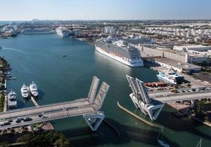 Perfect Family Escape! 4 Cozy and Clean Units, Pool, Lauderdale & Entertainment