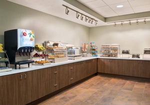 Perfect Family Escape! 4 Cozy and Clean Units, Pool, Lauderdale & Entertainment