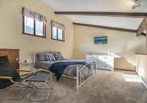 Perfect Family Getaway @ The Village at Camelback!