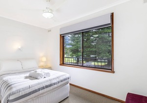 Perfect for your beach holiday, you are only a stone's throw to the Port Fairy East Beach