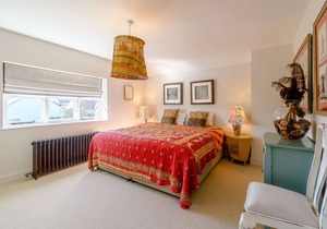 Pet friendly 3 bedroom Cotswold holiday cottage in Lechlade - Railway Cottage