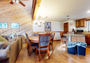 Pet-Friendly Updated Townhome with Gas Grill, Centrally Located. Pool On-site