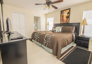 Peter's Creekside Vacation Home