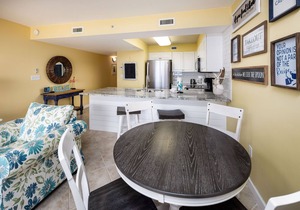 PI 406: Sunset Shores - Take A Look! Perfect Beach Retreat with Beach Service