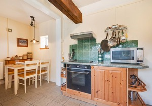 Pilgrims Cottage - Two Bedroom House, Sleeps 4