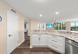 Pine Cove #101 is a 3/2 beachfront Sanibel vacation rental condo