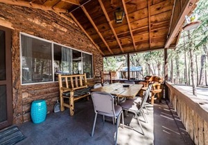 Ponderosa Cabins 104 N Laurel cabin 12