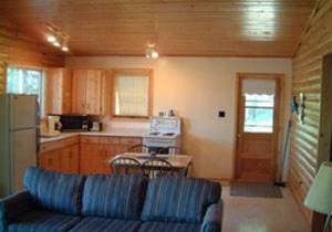 Portage Lodge - Cabin #11 (4 people) - Kenora, Ontario, Canada