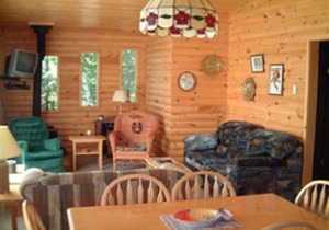 Portage Lodge - Cabin #11 (4 people) - Kenora, Ontario, Canada