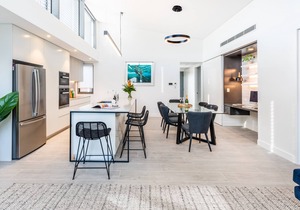 Premium Beachside apartment living in Coogee- E7