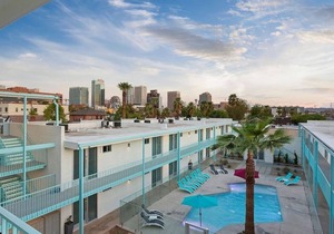 Prime DTPH Location w Pool and Parking
