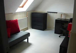 Private double room 30 km from Paris