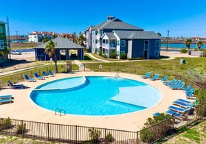 Private Path to Whitecap Beach, Pool, 5 Stars