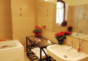 Private room in charming rural hotel 5