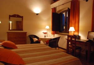 Private room in charming rural hotel 8