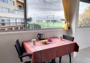 PROCHE DU STADE DE FOOT - ETOILE - FR-1-503-84