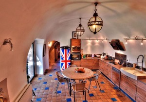 Quaint Villa in Villecroze France with Swimming Pool