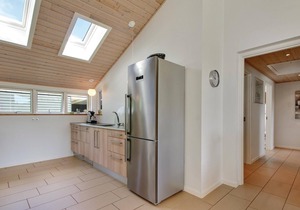 Quality holiday home with three good bedrooms and a large luxury bathroom.