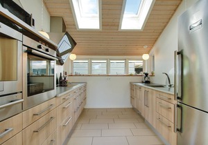 Quality holiday home with three good bedrooms and a large luxury bathroom.