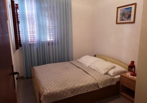 Queen beach apartments Nin Sabunike - Green street I
